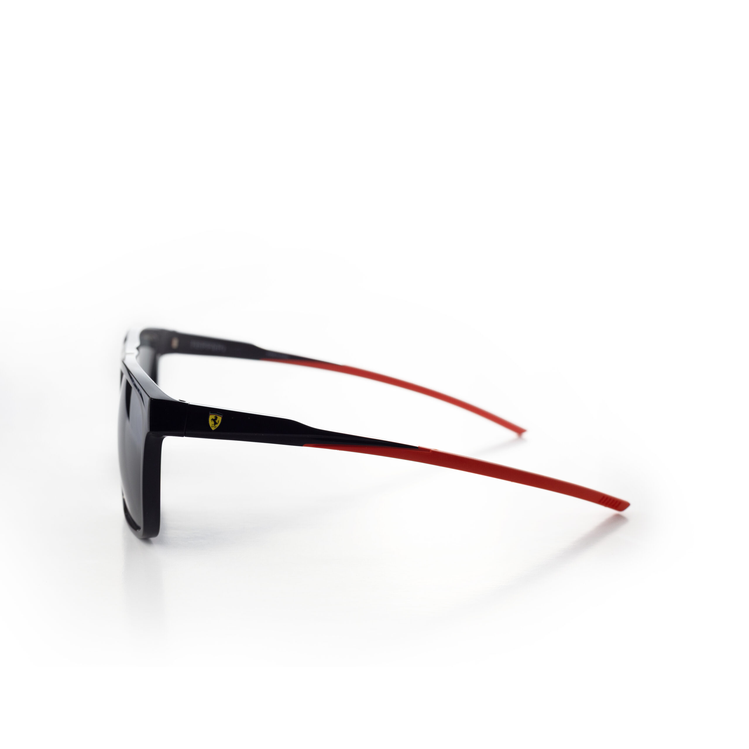 Manufacturer Luxottica